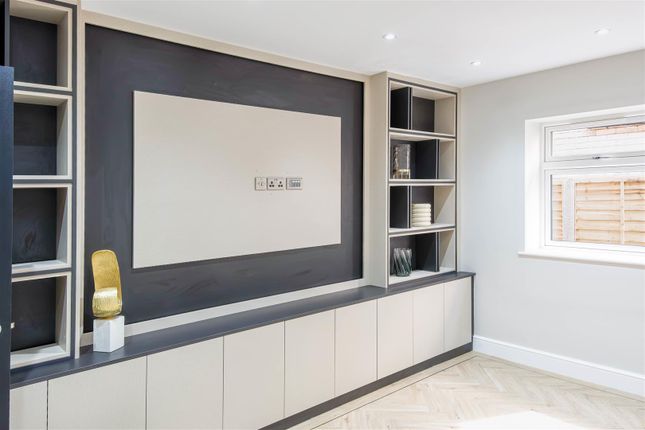 116 Lichfield Road-6.Jpg