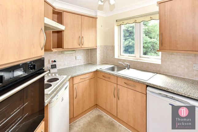 Flat 37, Read Court The Grove, Westgate-On-Sea photo 2