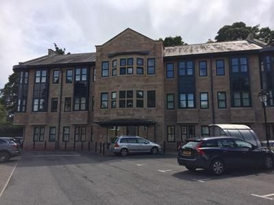Office to let in Simpson House, 11 Clarence Drive, Harrogate, North Yorkshire