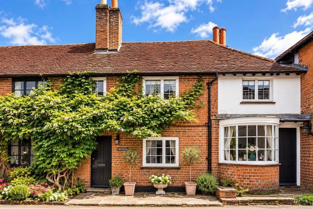 3-bed house on Bow Cottage, High Street, Sonning Reading, £775,000