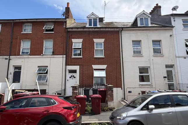 5-bed house on 15, Zinzan Street, Reading, £440,000