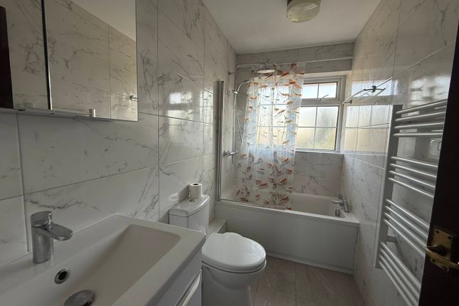 Gledwood Drive, Hayes photo 3