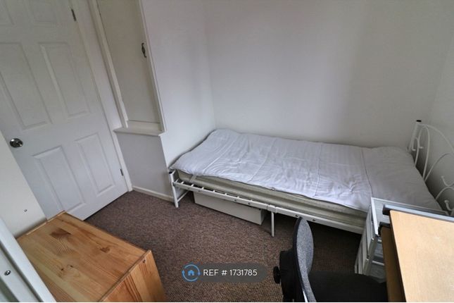 Room to rent in Walsall Street, Coventry