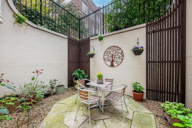 16, Catherine Place, London photo 3