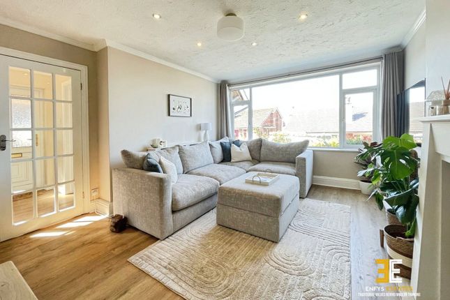 14, Rhiw Grange, Colwyn Bay photo 3