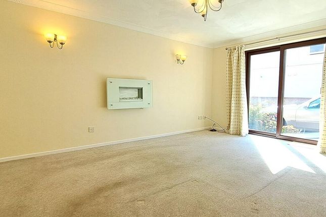 21, Shoreacre, Marine Drive East photo 2