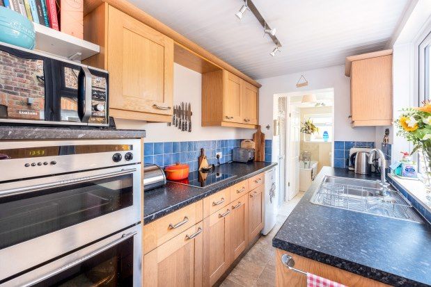 Terraced house to rent in George Road, Guildford