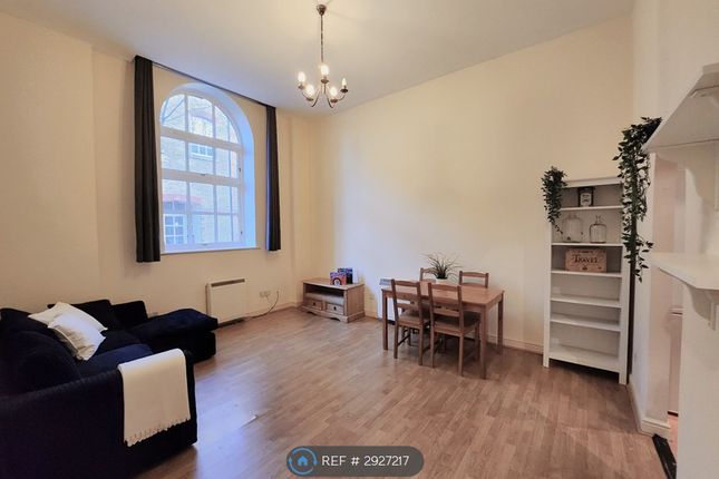 Flat, Benson Court Harston Drive, Enfield photo 4