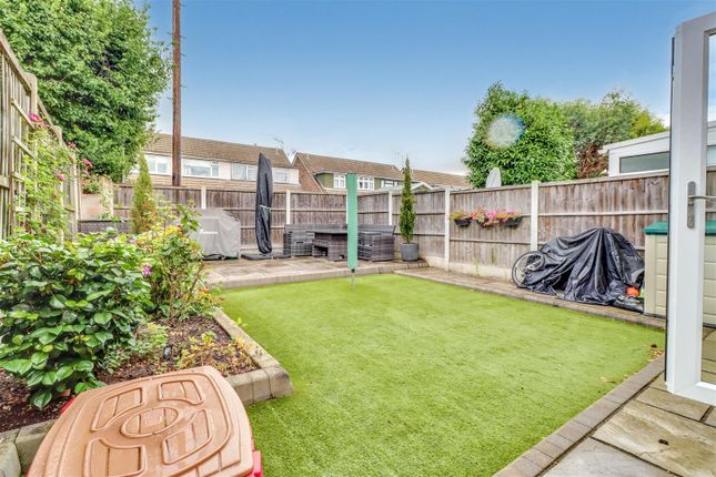 23a, Ethelred Gardens, Wickford photo 2