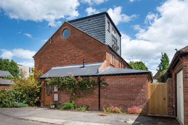 Thumbnail Semi-detached house for sale in Central Oxford, Oxfordshire OX1,
