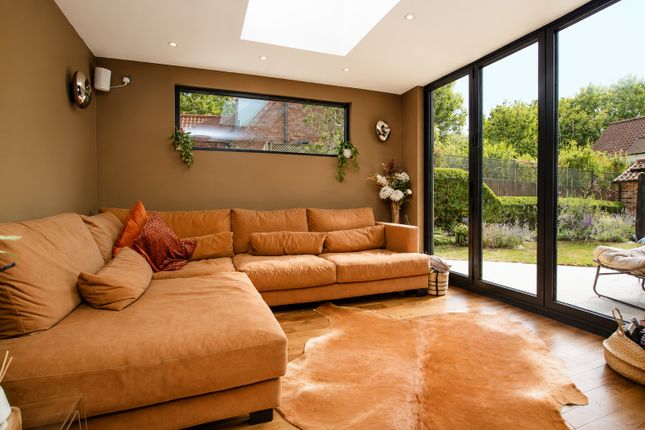2, Beckside, Normanby-by-Spital photo 4