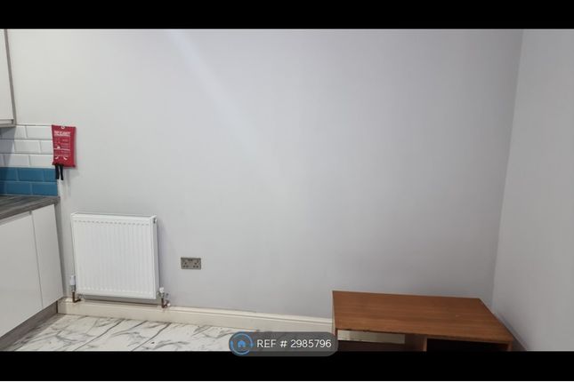 Kings Court Flat C, Streetly Road, Birmingham photo 4