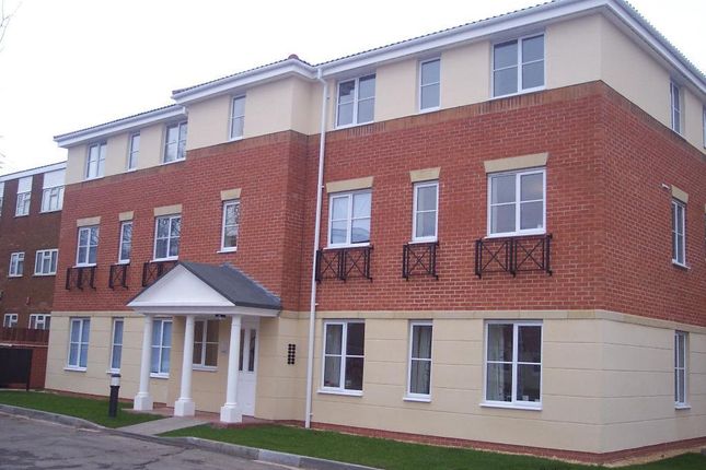 Thumbnail Flat to rent in Princes Gate, Beeches Road, West Bromwich, West Midlands