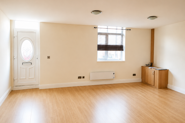 1b Nelson Street, Hyde photo 2