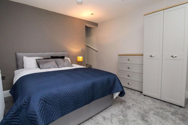 49, Hallam Street, London photo 5