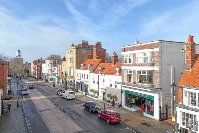 Flat 5, 76, High Street, Lymington photo 3