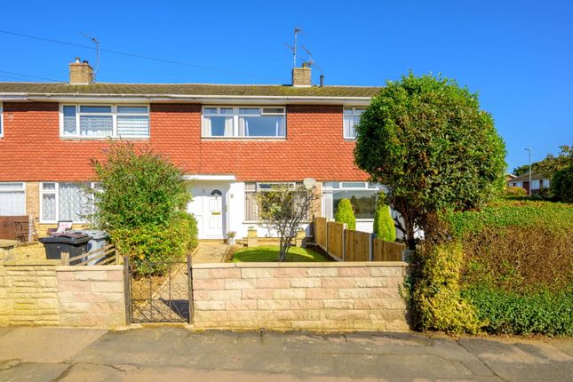 Thumbnail Terraced house for sale in Hillingford Way, Grantham