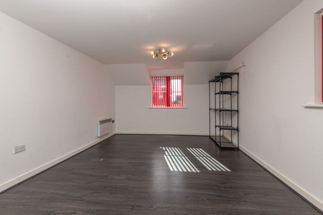 11, Castle Grove, Pontefract photo 3