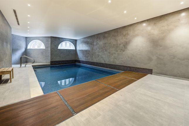 16, Westover Hill, Hampstead photo 2