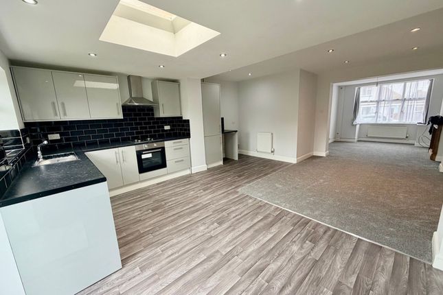11 Orchard Road, Margate photo 2