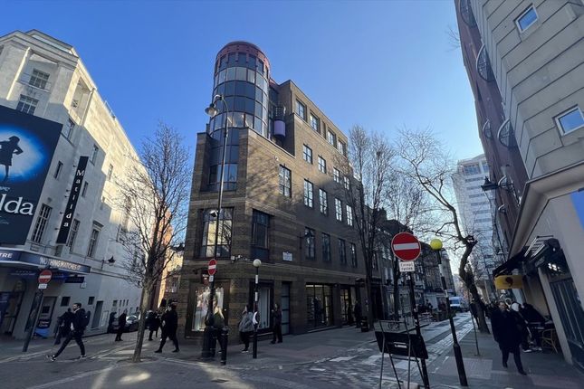Office to let in Monmouth Street, London