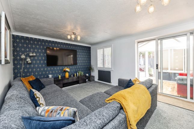 55, Ashworth Road, Pontefract photo 4