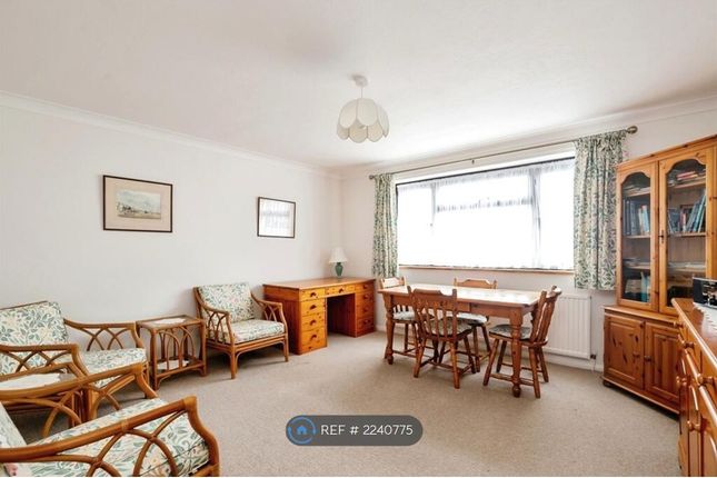 Flat, Blacklands Court Fearon Road, Hastings photo 5