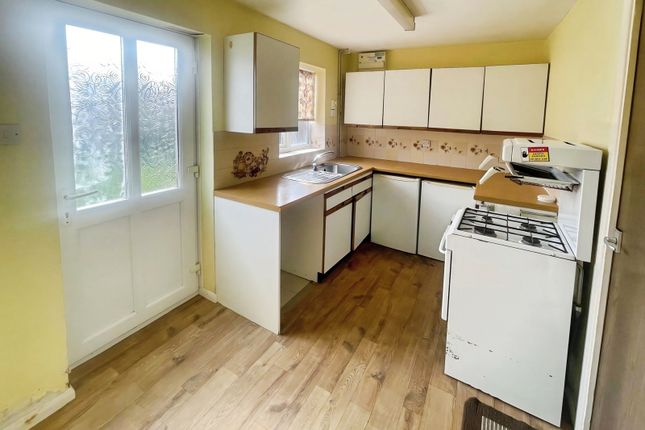 24, Foxcote Drive, Loughborough photo 2
