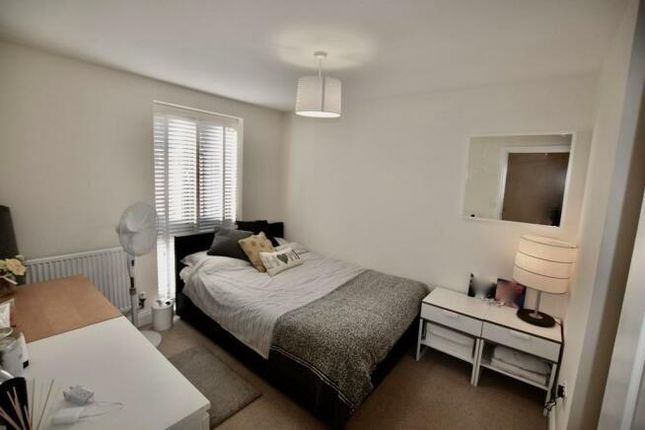 Flat to rent in Knot Tiers Drive, Upton, Northampton