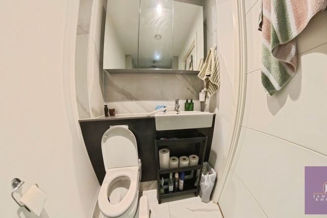 Flat 18 Fitzgerald Court 2B, Rodney Street, Greater London photo 4