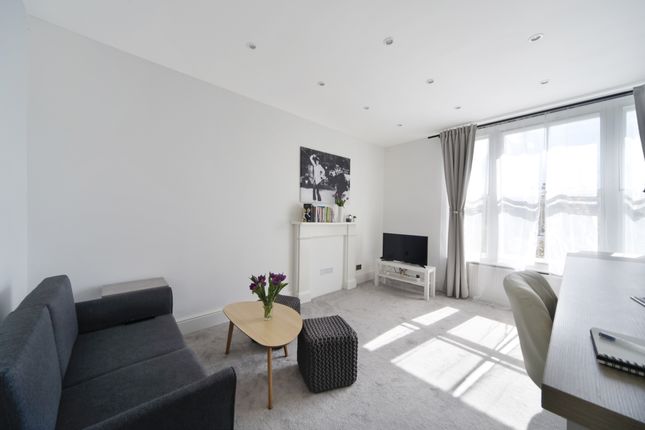 Thumbnail Flat for sale in Russell Road, London