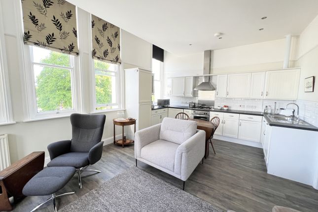 Flat 1, Alverton Court, Penzance photo 4
