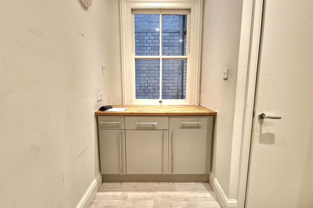 Flat 1, 3, Duke Street, Margate photo 5