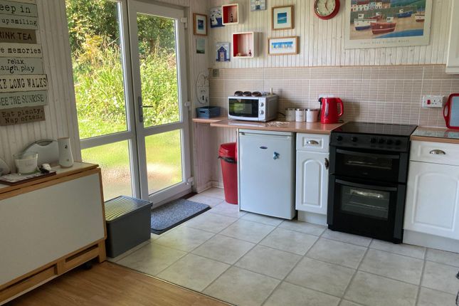 12, The Manor, Kilkhampton, Bude photo 3