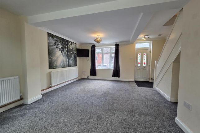 41, Barker Street, Sutton-In-Ashfield photo 3