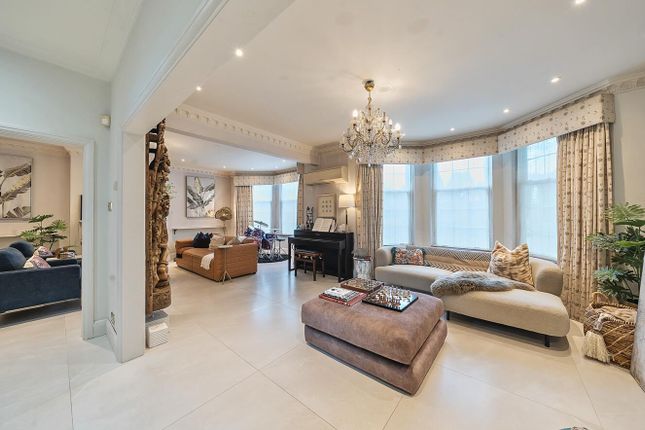 Davidson Frost-Wellings, Dfw, Uxbridge Road, Recep
