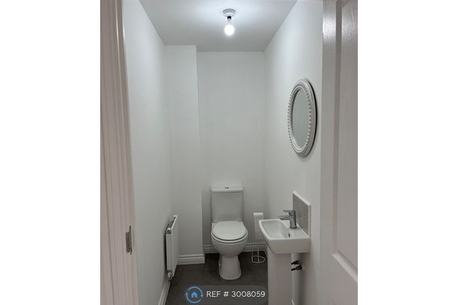 Picton Close, Yarm photo 5