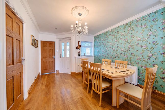 97, Pavilion Way, Ruislip photo 4