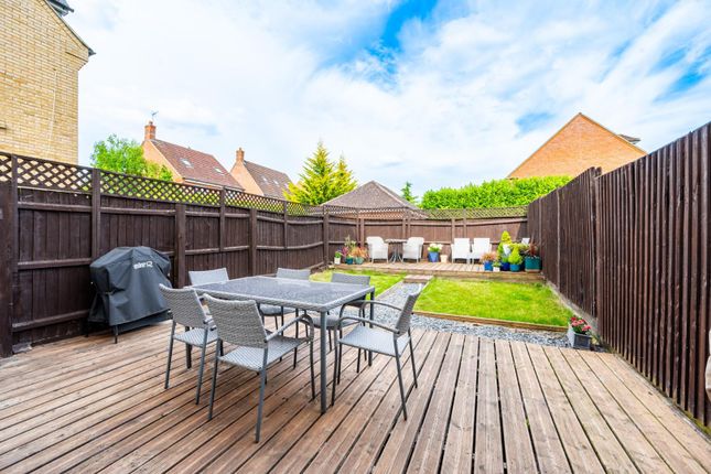 37 The Pastures, Brewers End, Bishop's Stortford photo 4