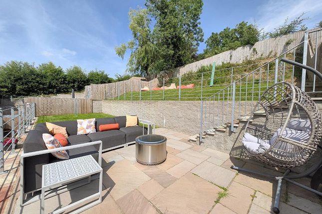 12, Victoria Terrace, Mellor Brook photo 3