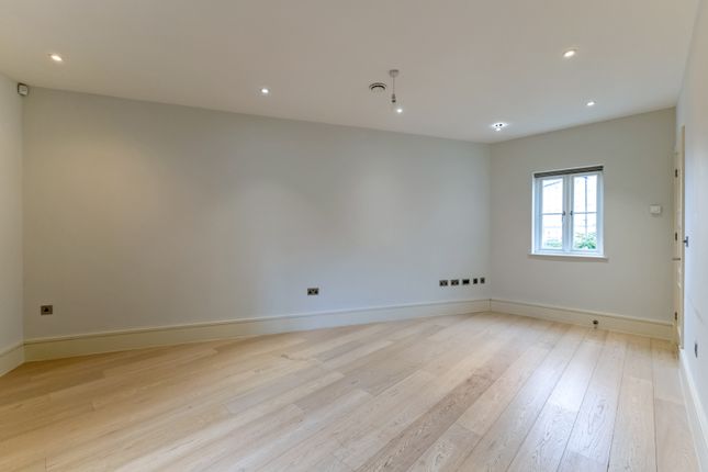 19, Lascelles Avenue, Somerset photo 4