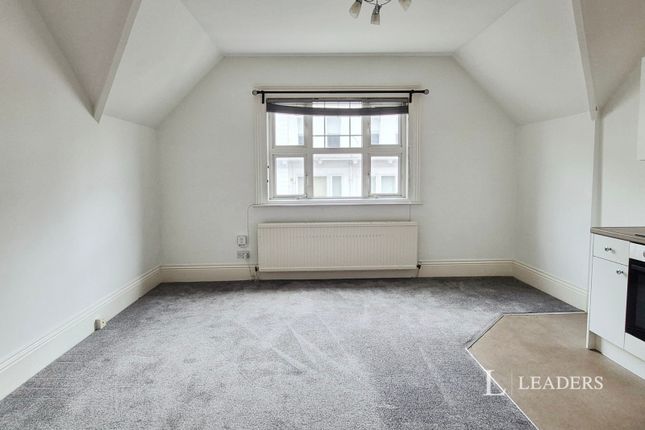 10, Compton House, Eastbourne photo 5