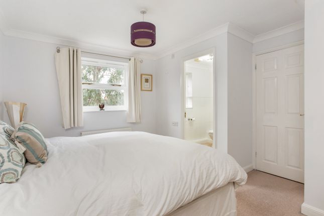 Terraced house for sale in London Road, Hertford Heath