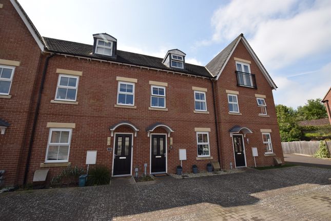 Thumbnail Town house for sale in Ashley Street, Sible Hedingham, Halstead