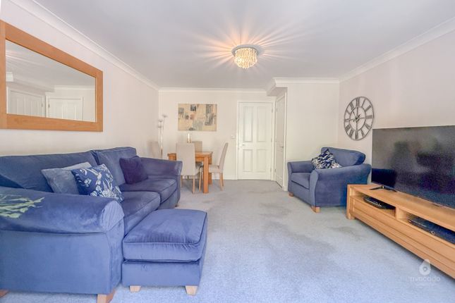 21, Morshead Drive, Bracknell photo 4