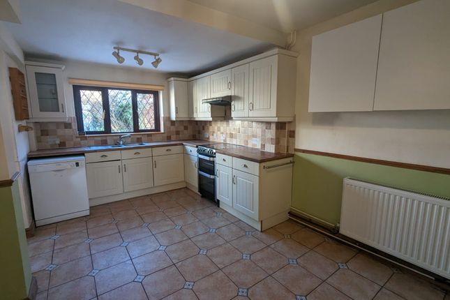 Thumbnail Property to rent in Hollyhock Road, Saffron Walden