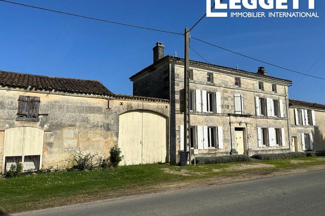 Villa for sale in Mérignac, Charente, Nouvelle-Aquitaine
