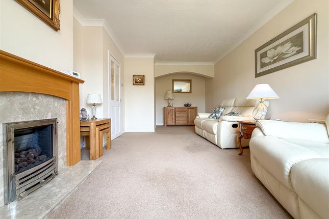 16, Checkley Drive, Stoke-On-Trent photo 5