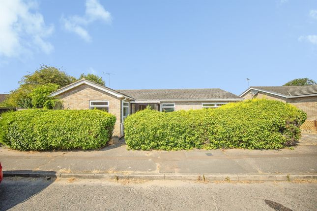 8, Frances Close, Colchester photo 4