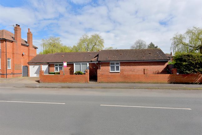 Thumbnail Detached bungalow to rent in Huntington Road, York